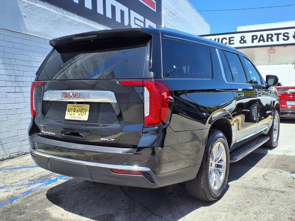 Used 2024 GMC Yukon XL SLT AWD/4WD image 10