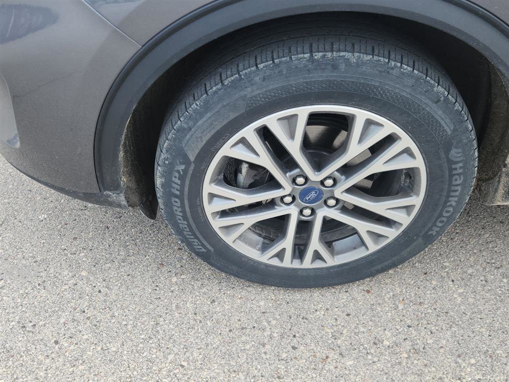 Used 2021 Ford Escape SEL AWD/4WD image 9