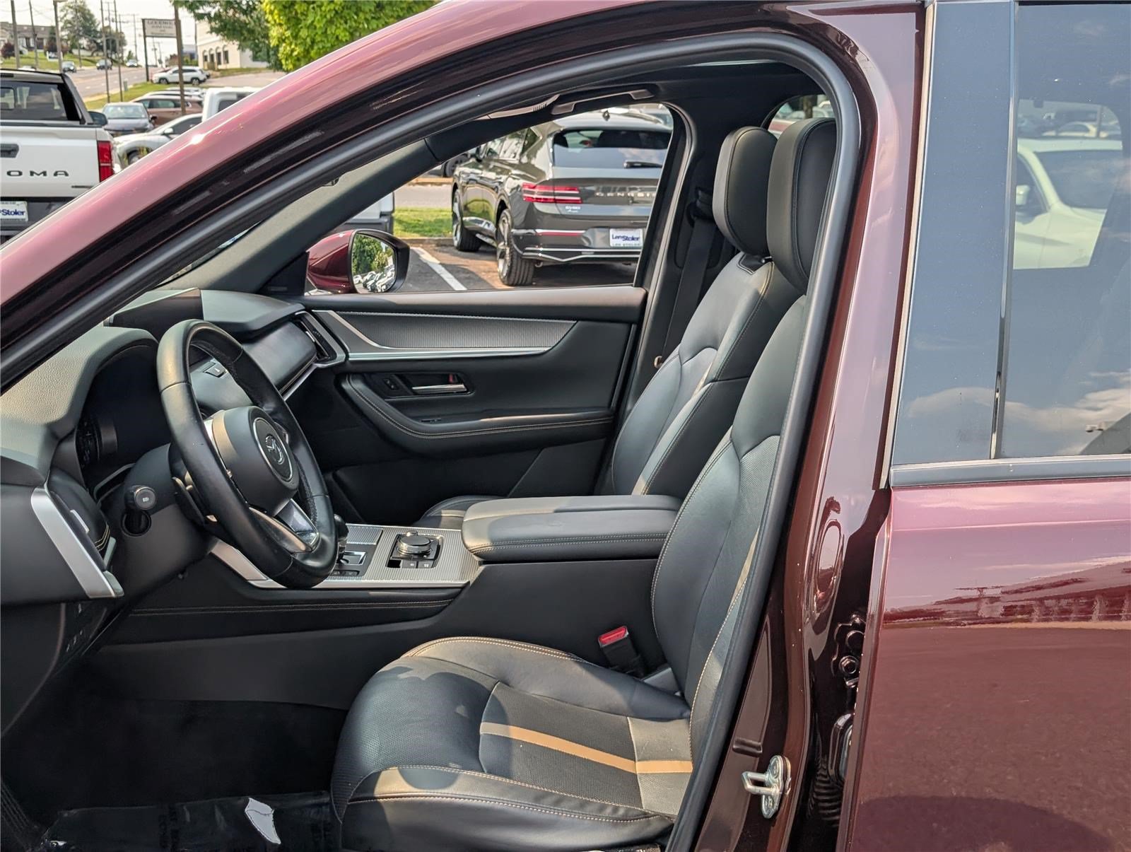 Used 2024 MAZDA CX-90 Plug-In Hybrid w/ Premium Plus AWD/4WD image 18
