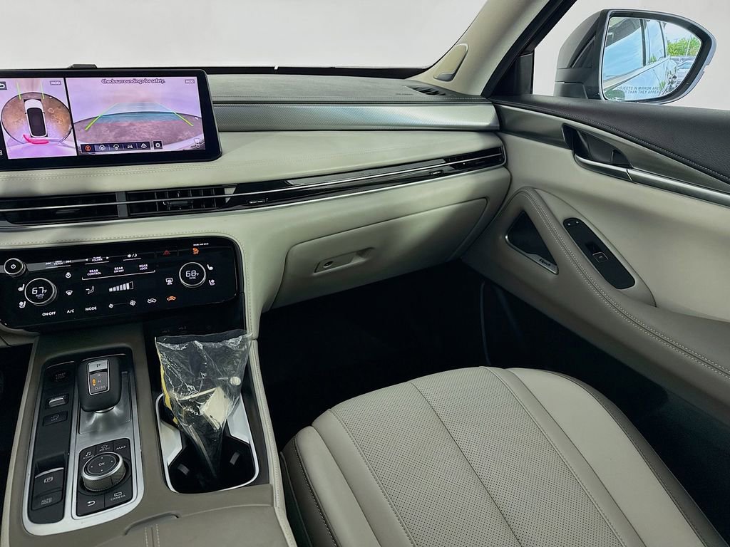 Certified 2026 INFINITI QX60 Luxe w/ Cargo Package FWD image 25