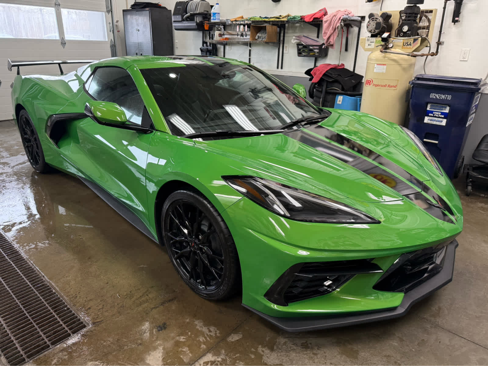 Used 2026 Chevrolet Corvette Stingray Convertible w/ 1LT RWD image 2