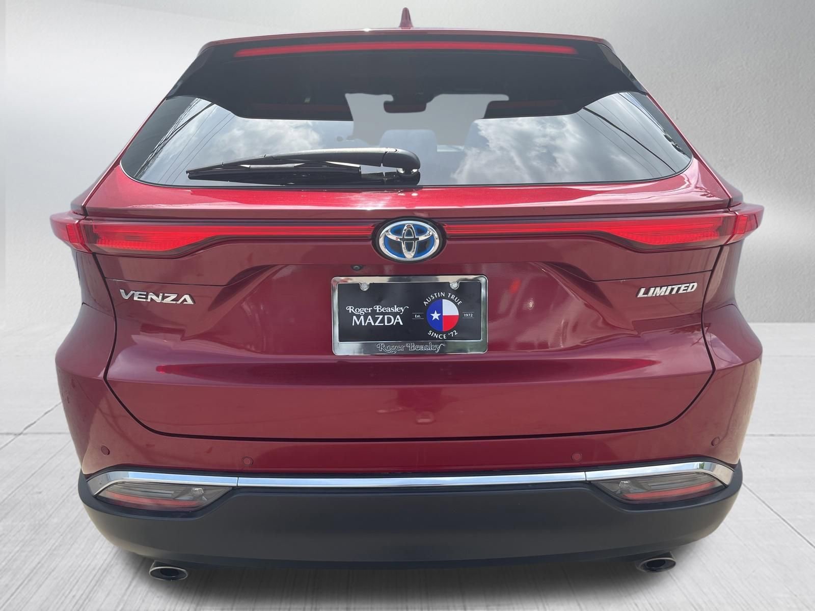 Used 2023 Toyota Venza Limited AWD/4WD image 7