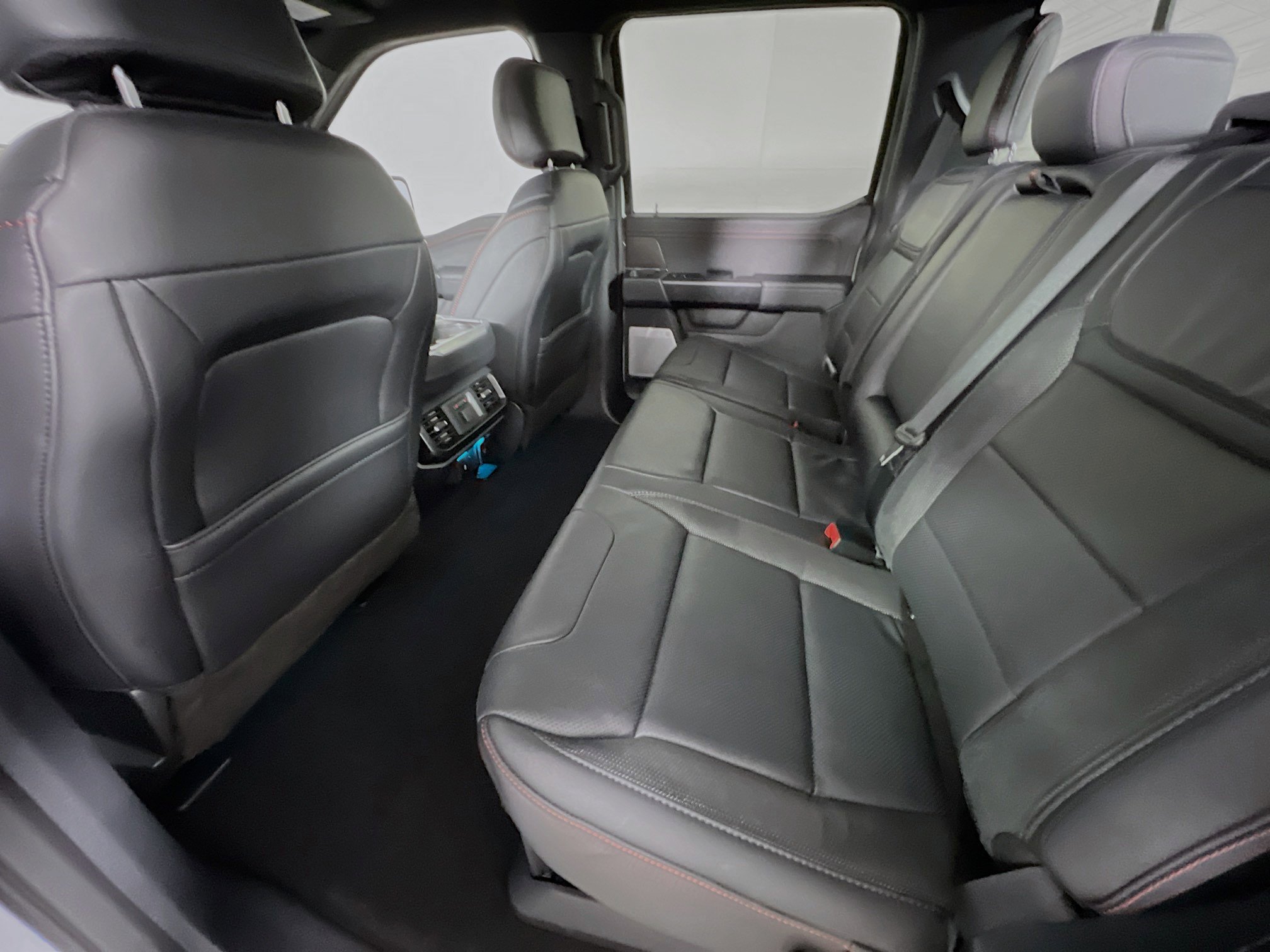 Used 2025 Ford F150 Raptor image 28