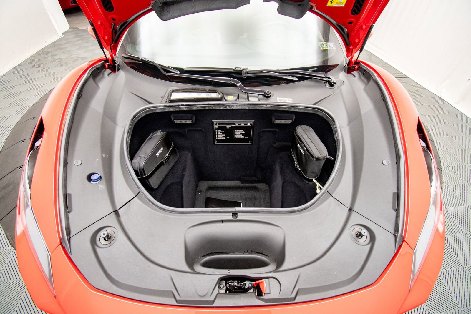 Used 2021 Ferrari F8 Tributo RWD image 44