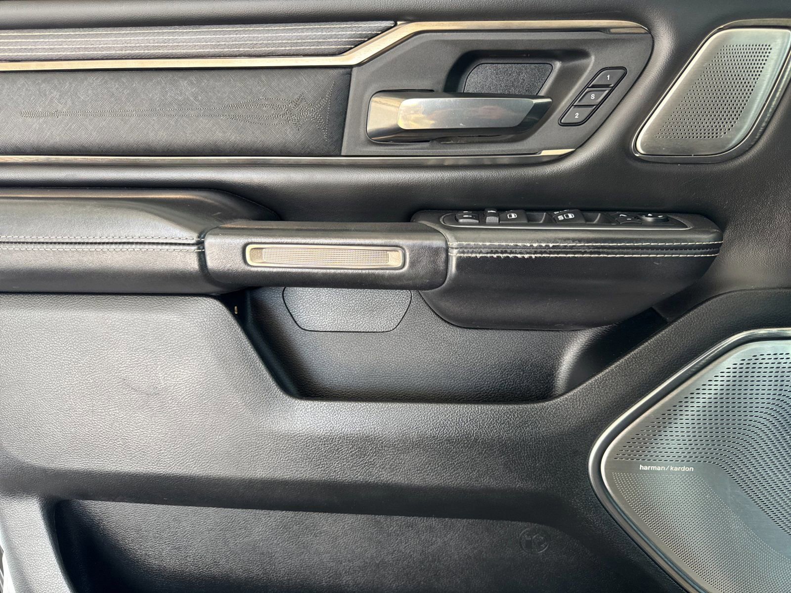 Used 2020 RAM 1500 Limited image 11