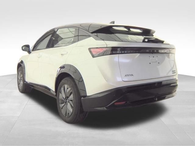 Used 2024 Nissan Ariya AWD image 5