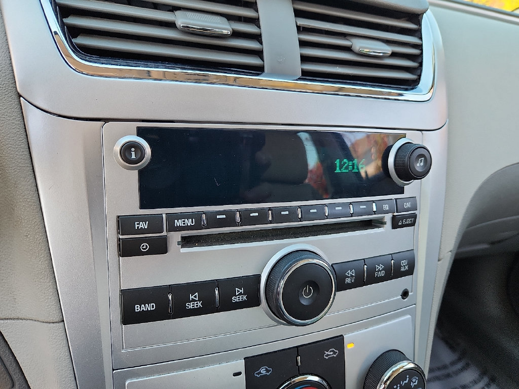 Used 2008 Chevrolet Malibu LT FWD image 17
