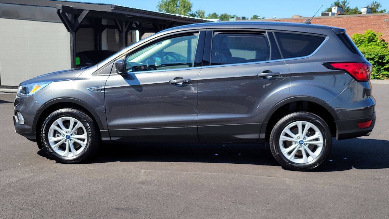 Used 2019 Ford Escape SE AWD/4WD image 9