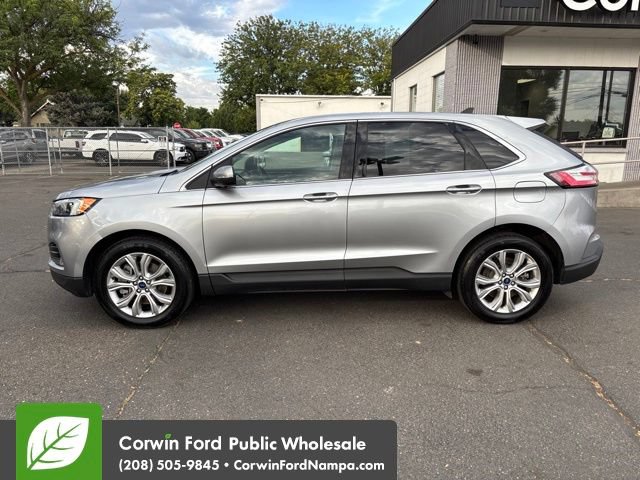 Used 2022 Ford Edge Titanium AWD/4WD image 8