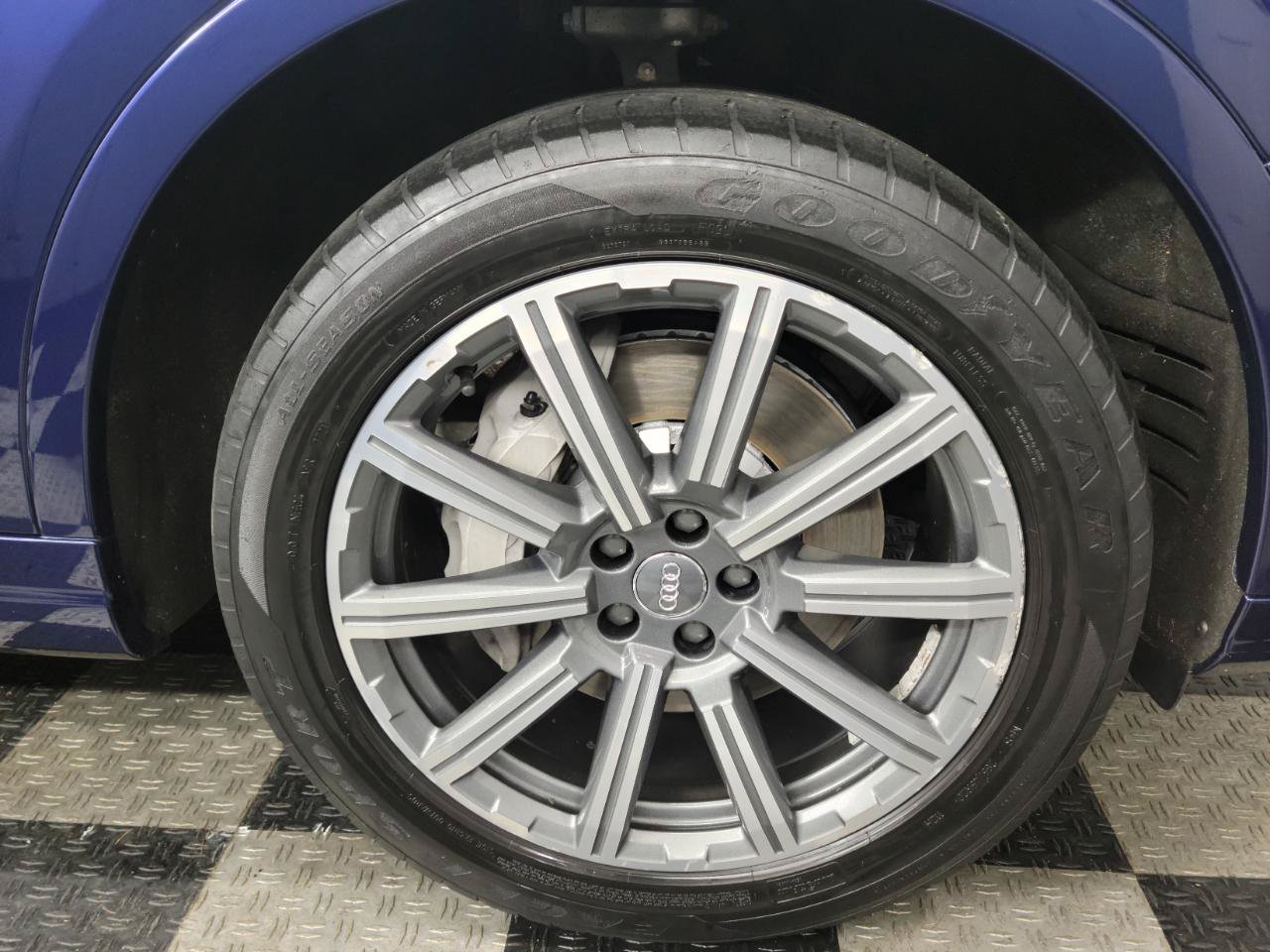 Used 2019 Audi Q7 3.0T Premium Plus w/ Premium Plus Package AWD/4WD image 34