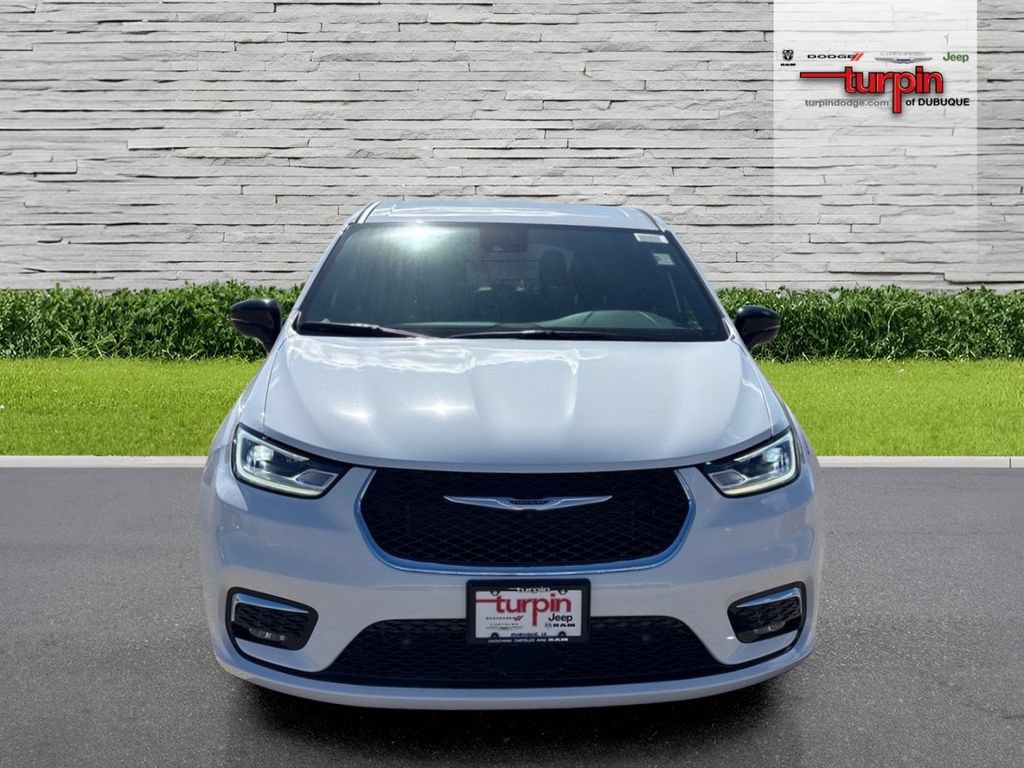 New 2025 Chrysler Pacifica Select FWD image 8