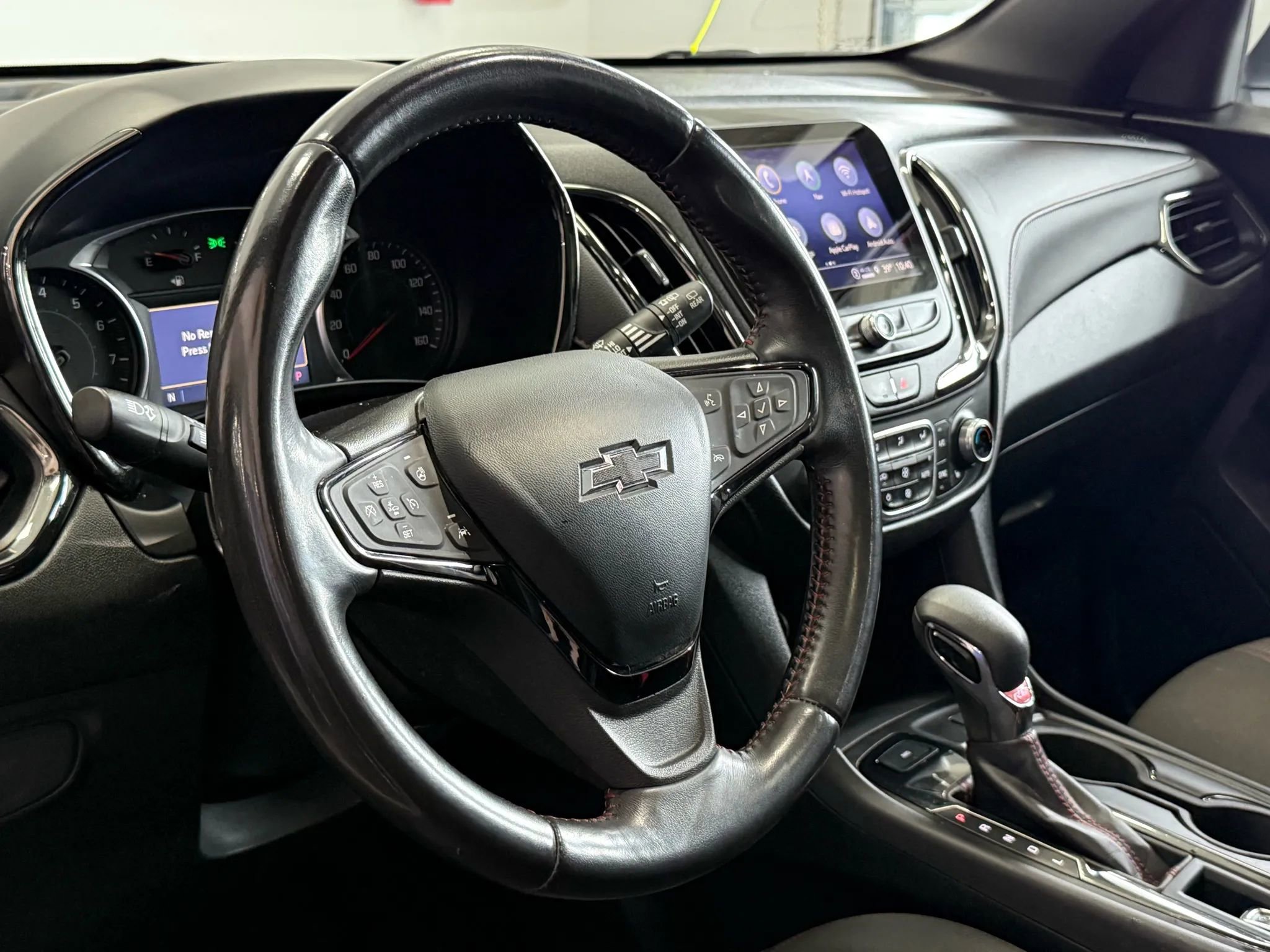 Used 2022 Chevrolet Equinox RS w/ Infotainment Package AWD/4WD image 9