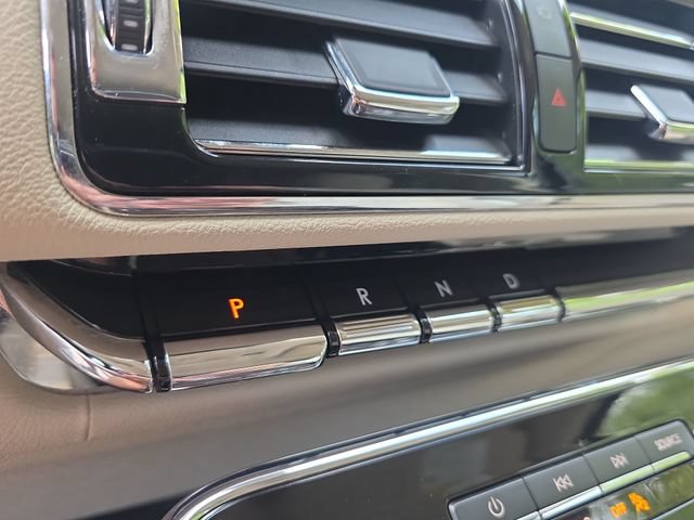 Used 2020 Lincoln Navigator Reserve w/ Luxury Package AWD/4WD image 20