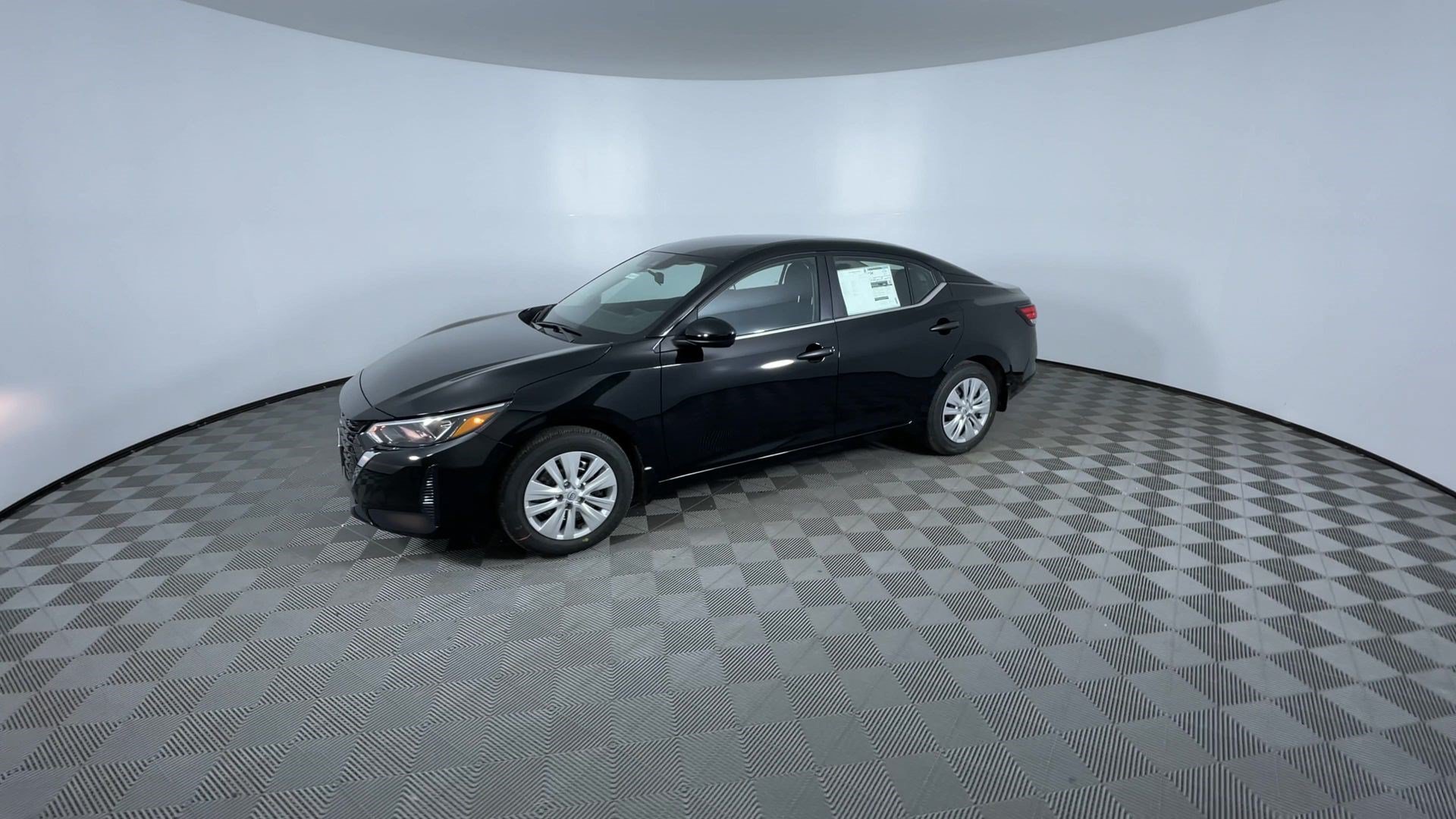 Certified 2025 Nissan Sentra S FWD image 4