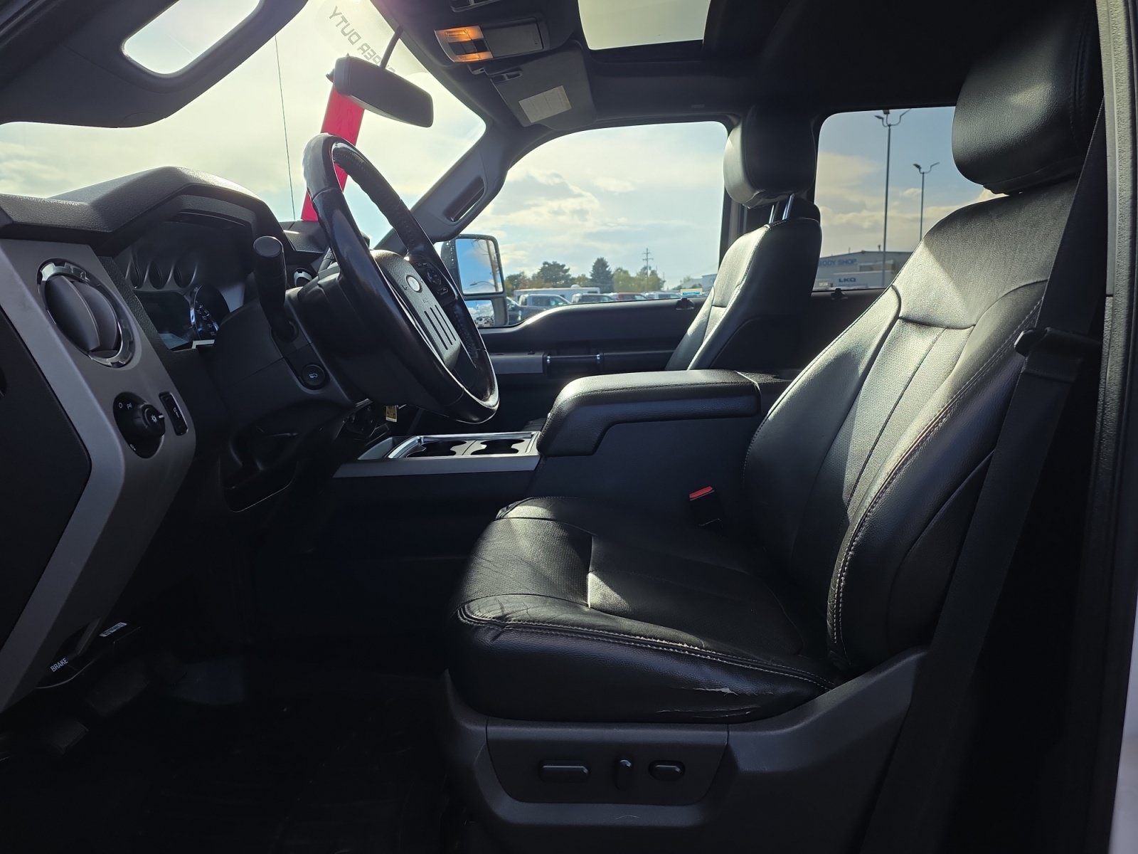 Used 2015 Ford F350 Lariat w/ Lariat Ultimate Package AWD/4WD image 16