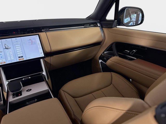 New 2026 Land Rover Range Rover SE image 26
