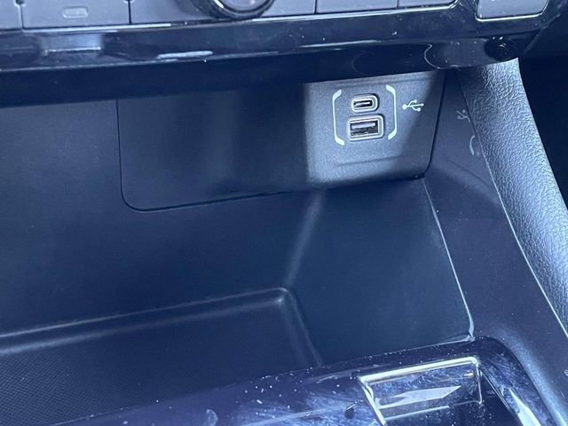 Used 2023 Jeep Compass Sport image 37