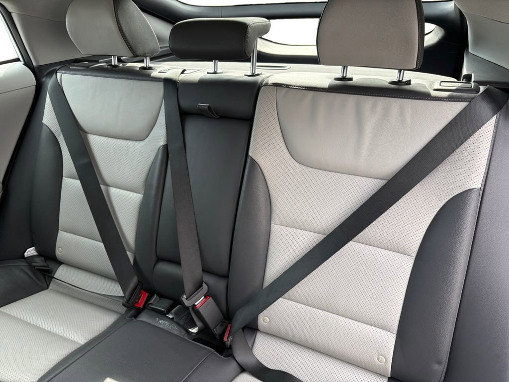 Used 2020 Hyundai Ioniq Limited image 13