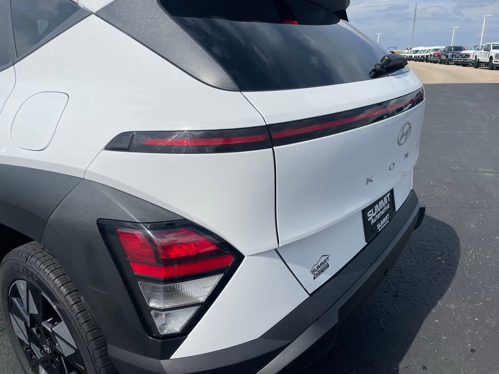 Used 2025 Hyundai Kona SEL image 36