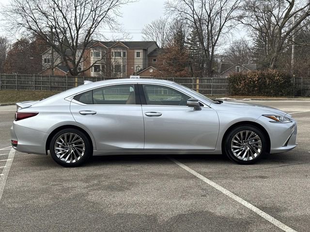 New 2025 Lexus ES 300h w/ Accessory Package (Z2) image 4