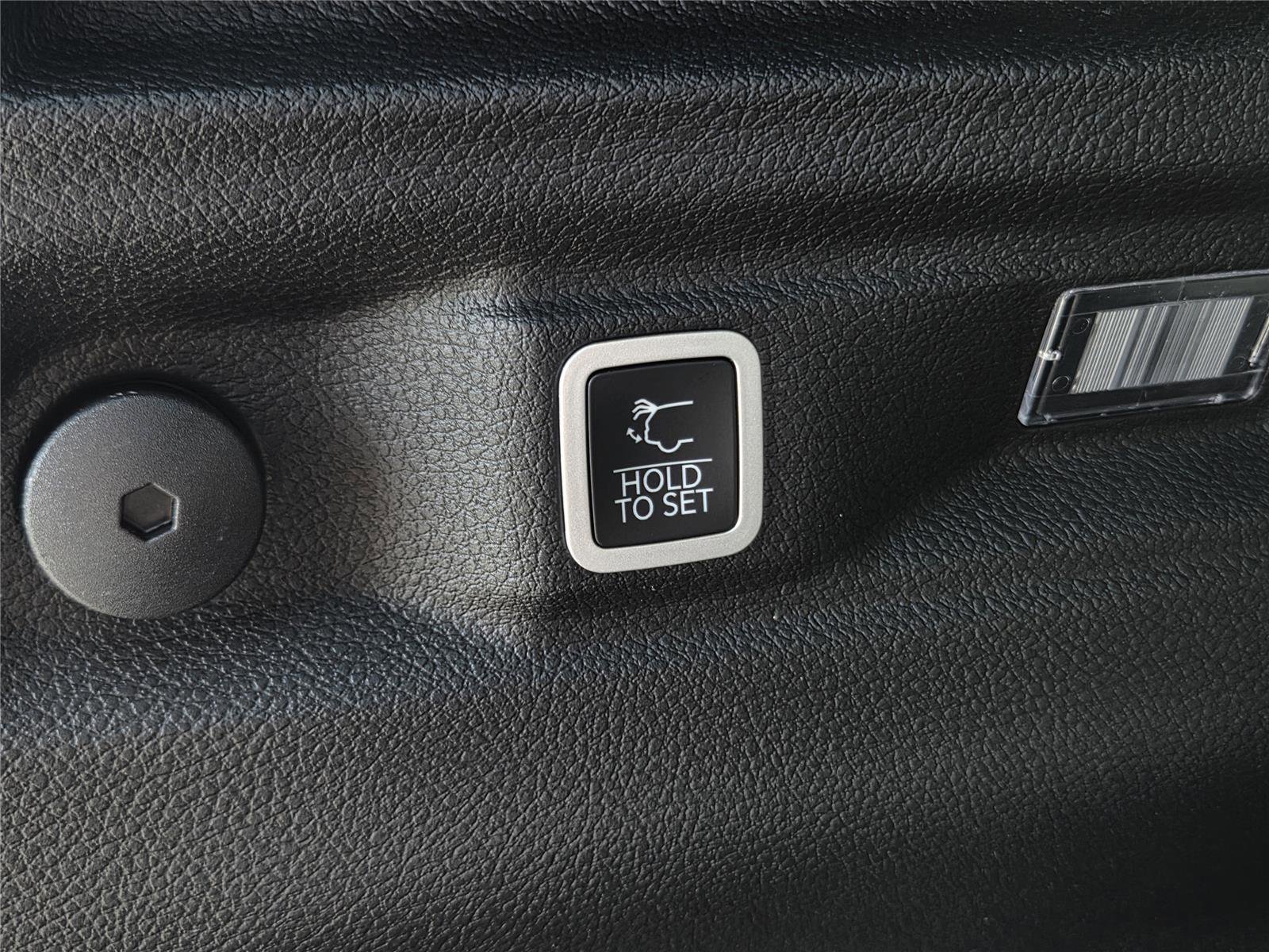 New 2026 Jeep Grand Cherokee L Limited image 34