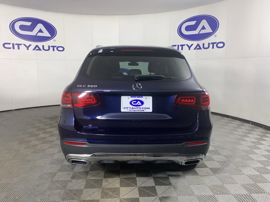 Used 2021 Mercedes-Benz GLC 300 image 4