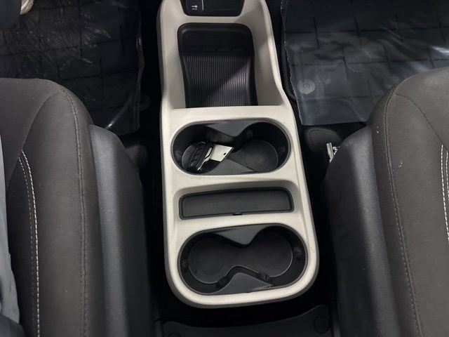 Used 2023 Chrysler Voyager LX image 48