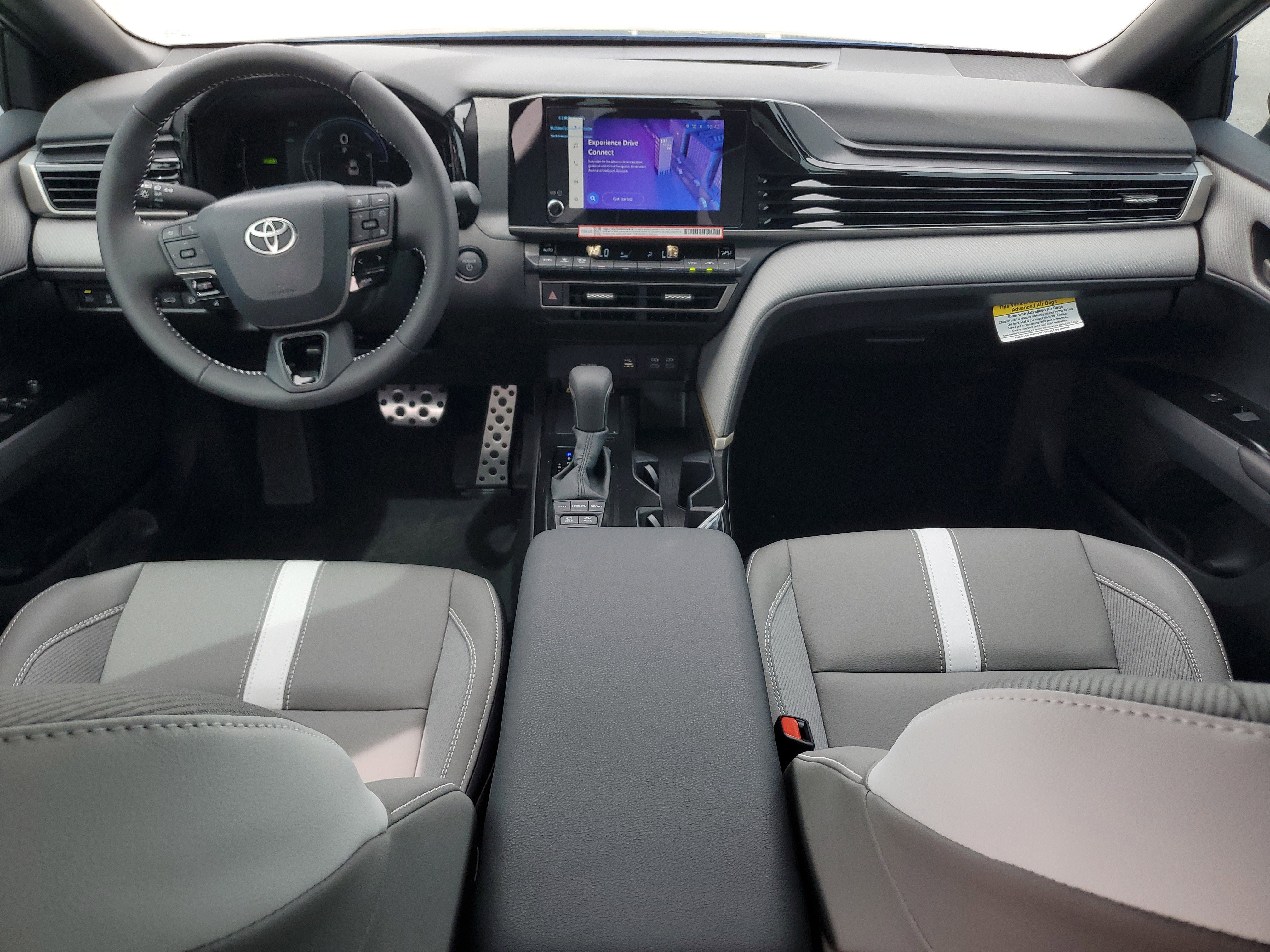 New 2026 Toyota Camry SE FWD image 14