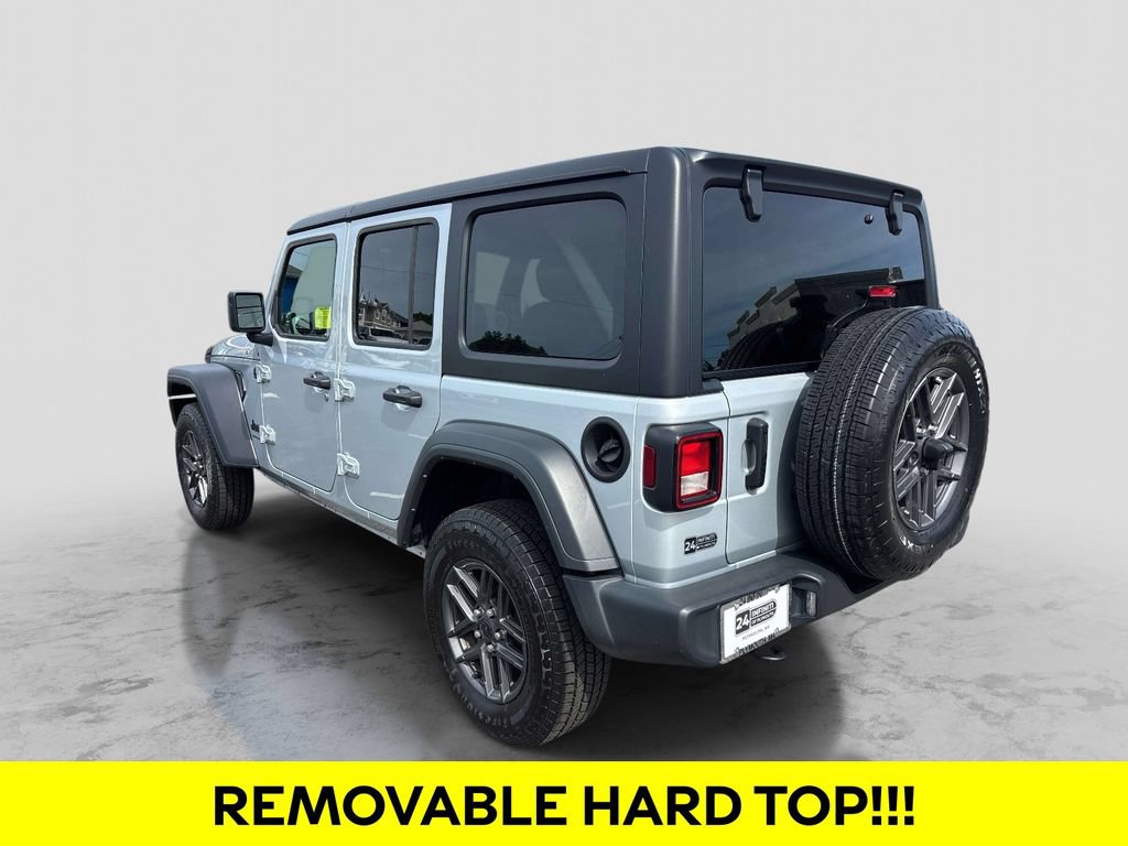 Used 2024 Jeep Wrangler Unlimited Sport AWD/4WD image 3