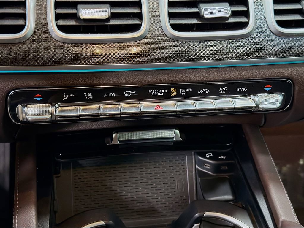 Used 2020 Mercedes-Benz GLE 350 4MATIC w/ 3rd Row Seat Package image 35