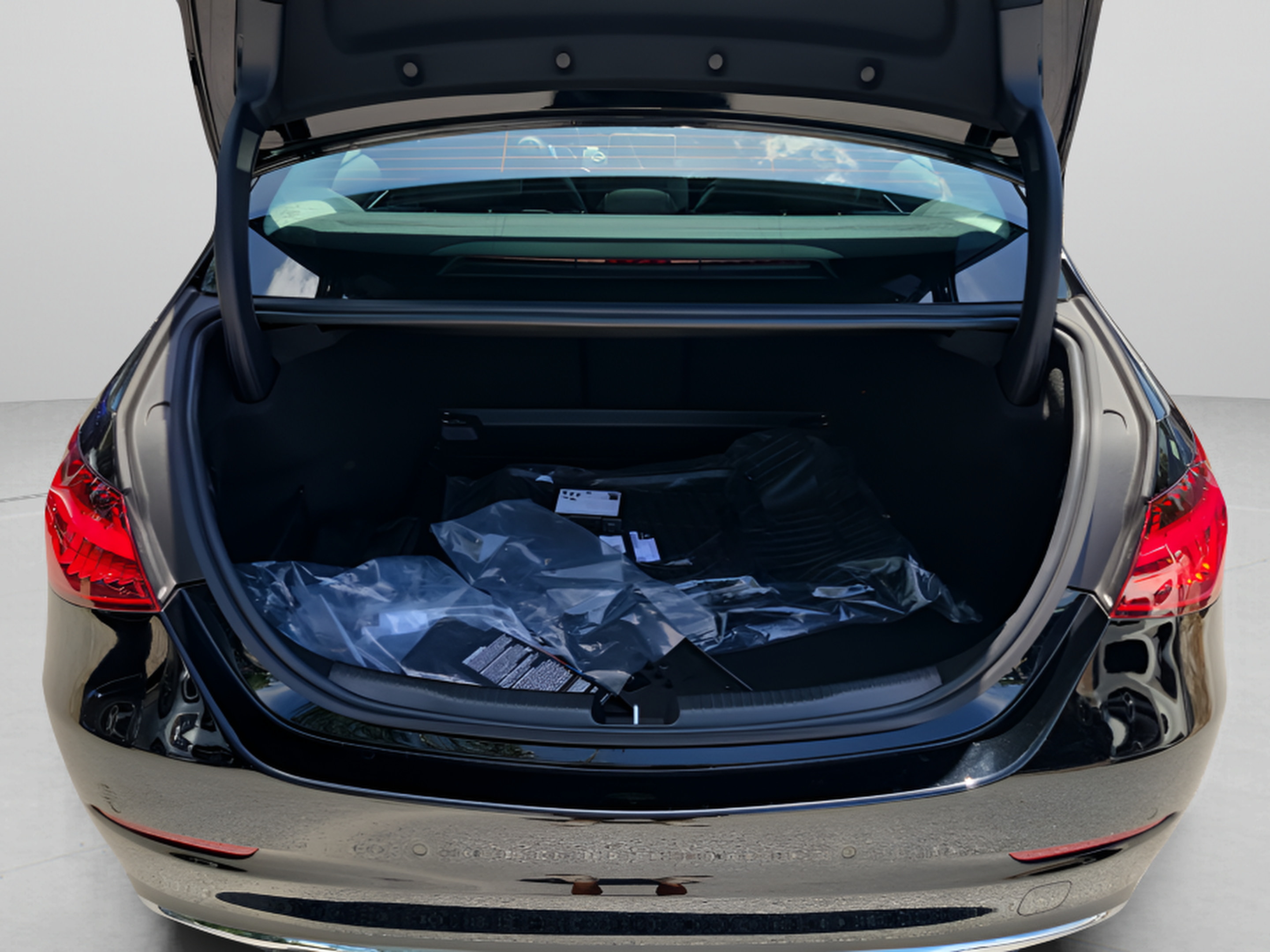 Certified 2026 Mercedes-Benz C 300 Sedan image 5