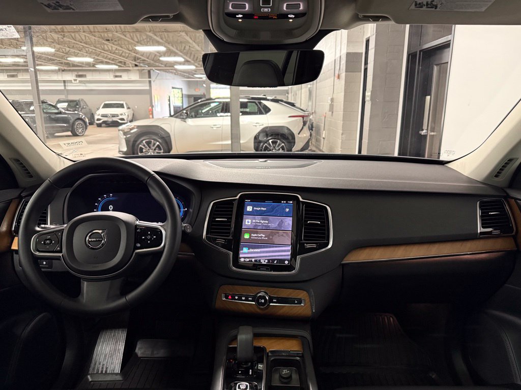 Used 2023 Volvo XC90 T8 Plus w/ Protection Package Premier AWD/4WD image 8