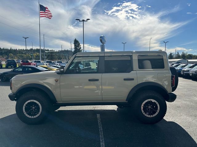 New 2025 Ford Bronco Badlands image 6