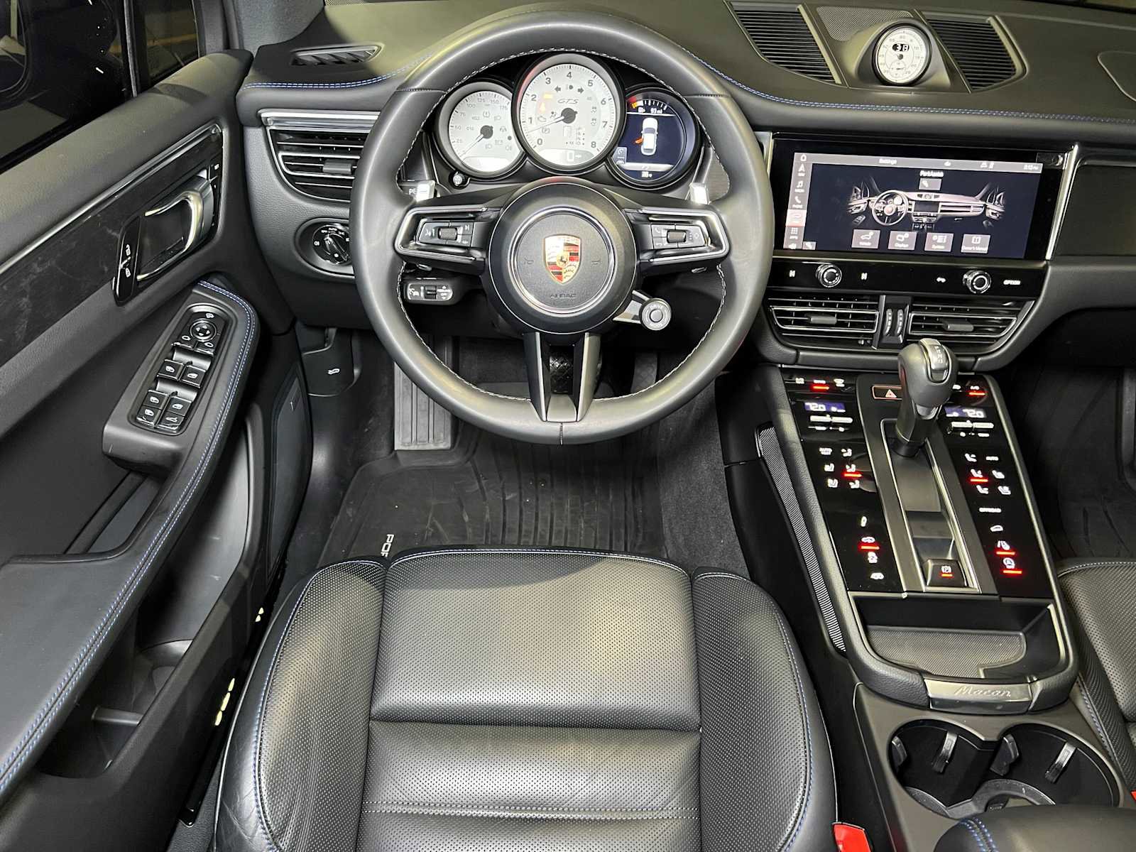 Used 2024 Porsche Macan GTS image 43