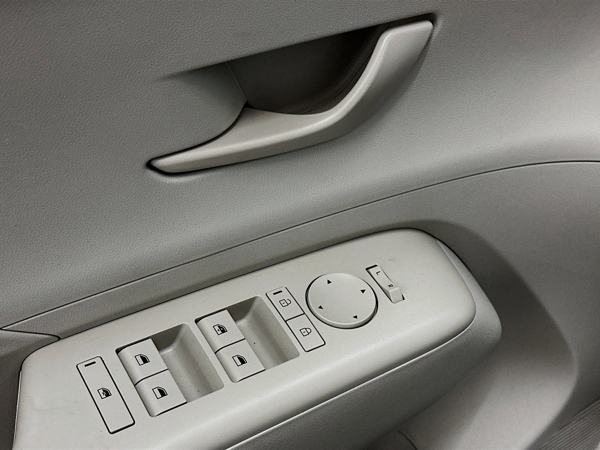 Used 2025 Hyundai Kona SEL image 15