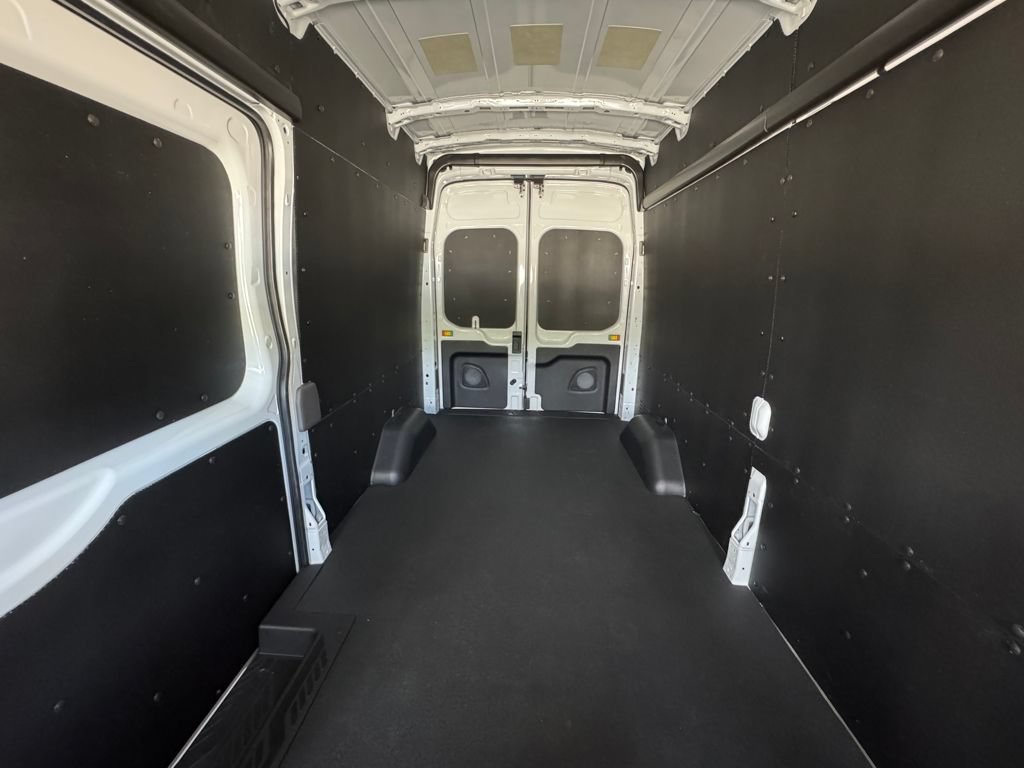 New 2026 Ford Transit 250 148 High Roof w/ Load Area Protection Package RWD image 14