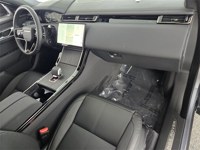 New 2026 Land Rover Range Rover Velar Dynamic SE image 19