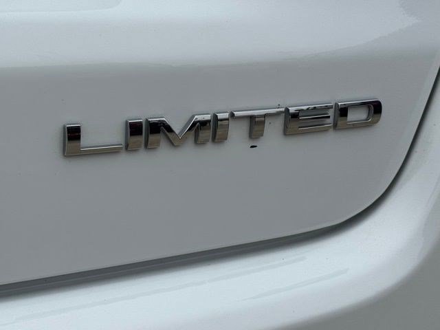 Certified 2025 Jeep Compass Limited image 30