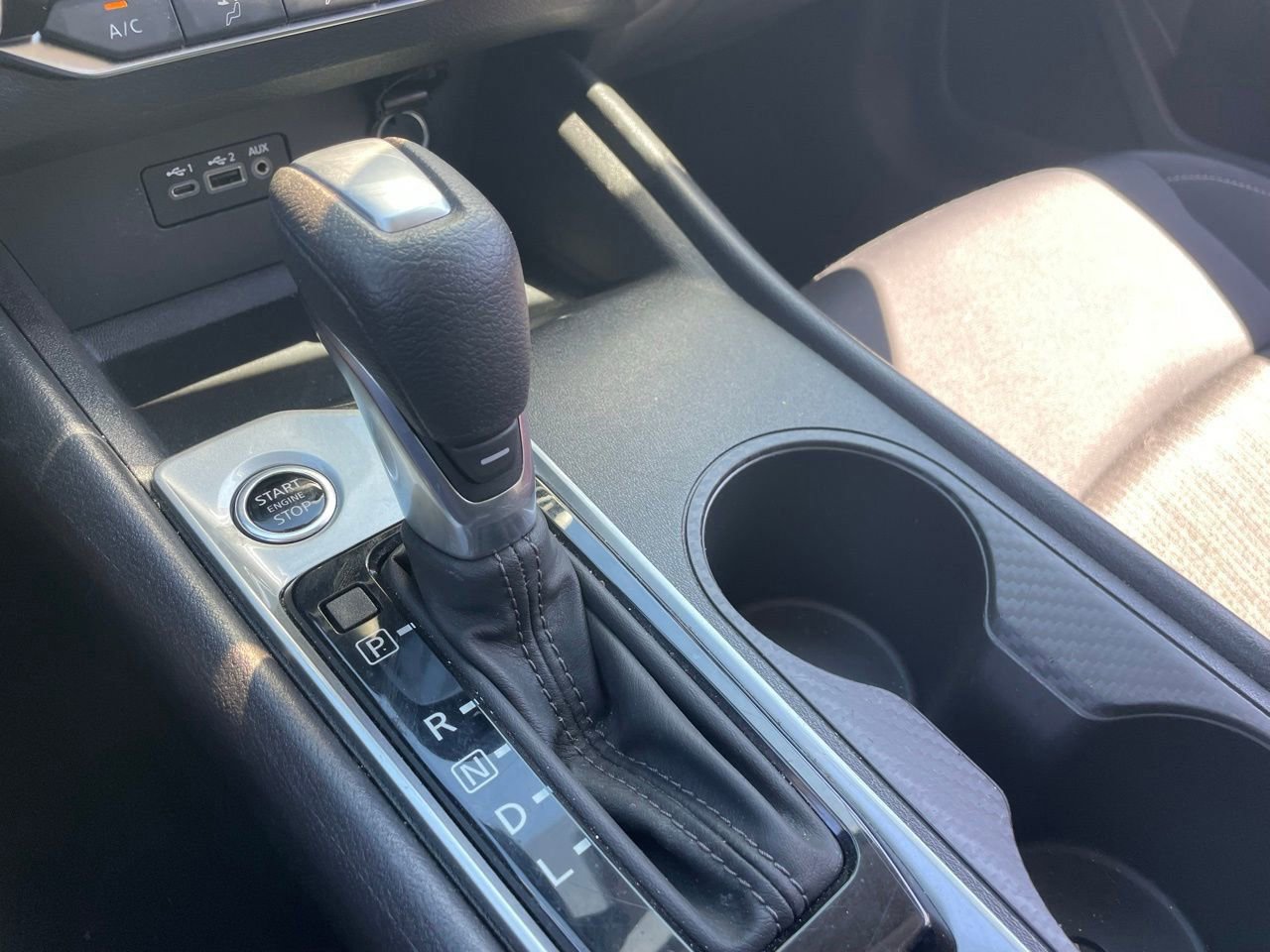 Used 2025 Nissan Altima 2.5 SV image 6