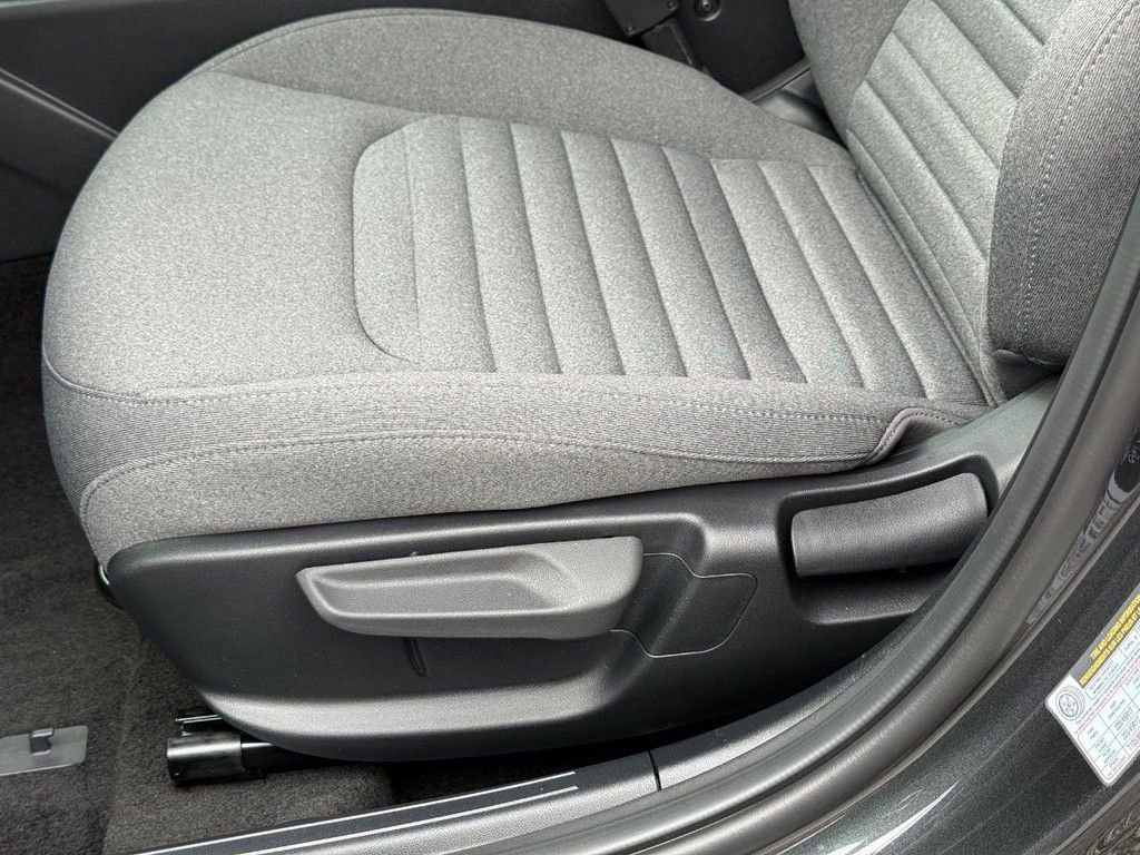Used 2025 Kia K4 EX image 18