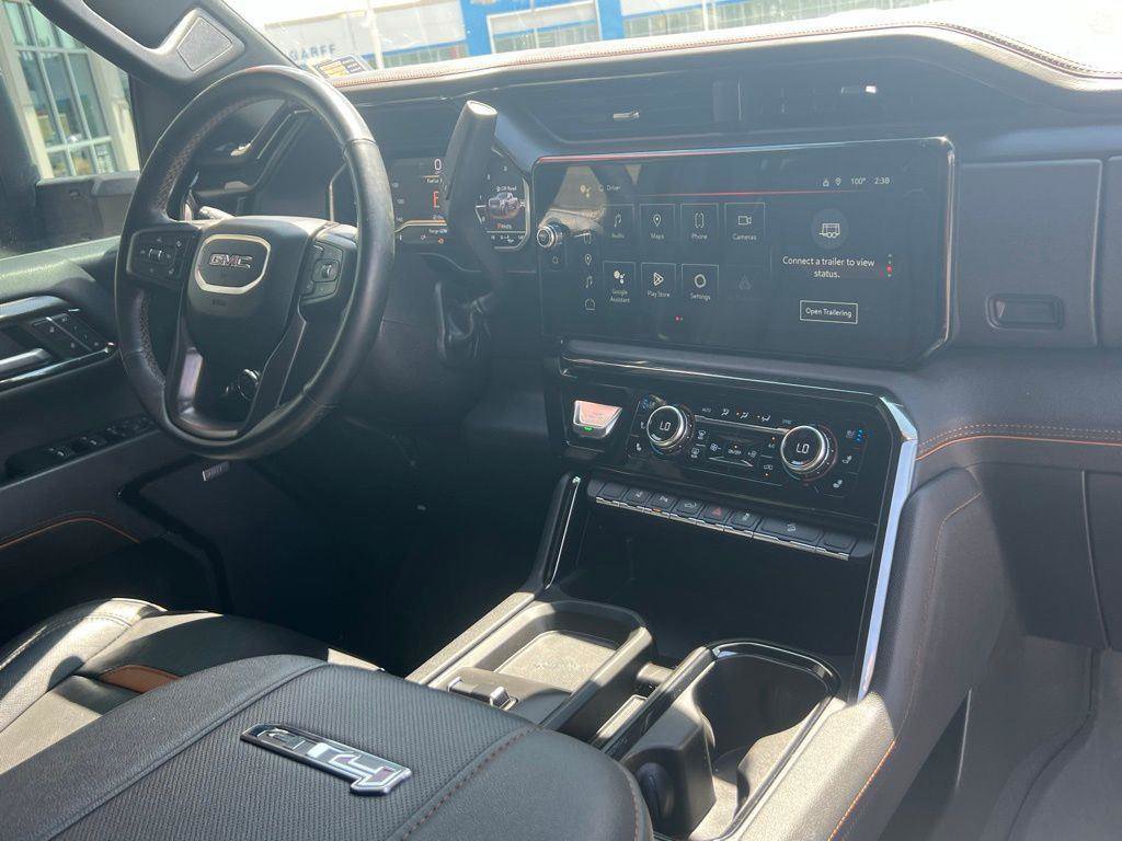 Used 2024 GMC Sierra 2500 AT4 w/ AT4 Preferred Package image 21