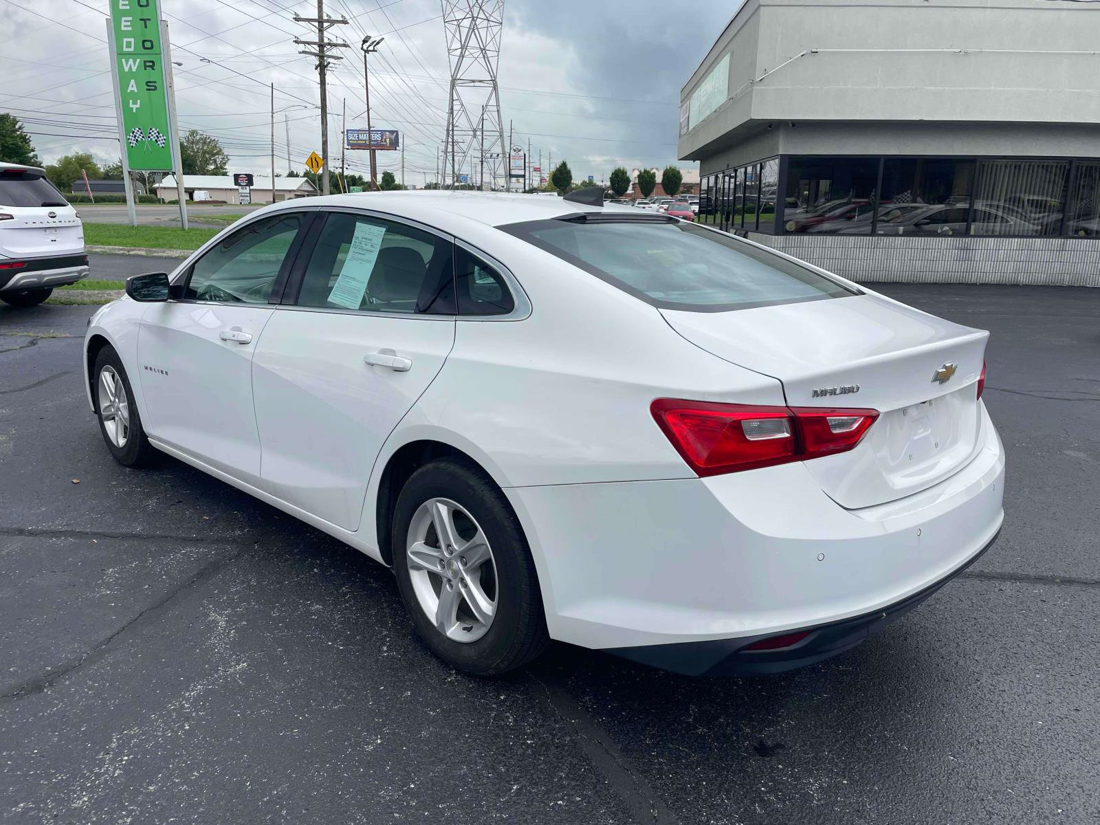 Used 2020 Chevrolet Malibu LS w/ Driver Confidence Package II FWD image 5