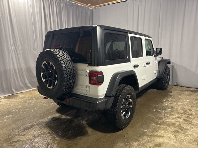 Used 2025 Jeep Wrangler Unlimited Rubicon AWD/4WD image 24