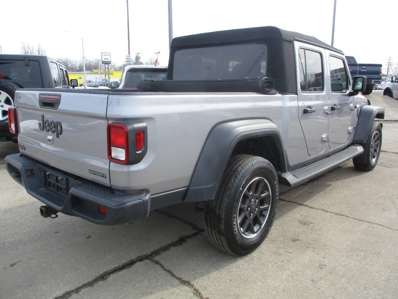 Used 2020 Jeep Gladiator Sport w/ Quick Order Package 24S image 7