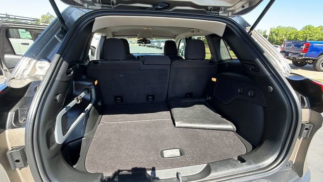 Used 2017 Jeep Cherokee Latitude w/ Trailer Tow Group AWD/4WD image 13