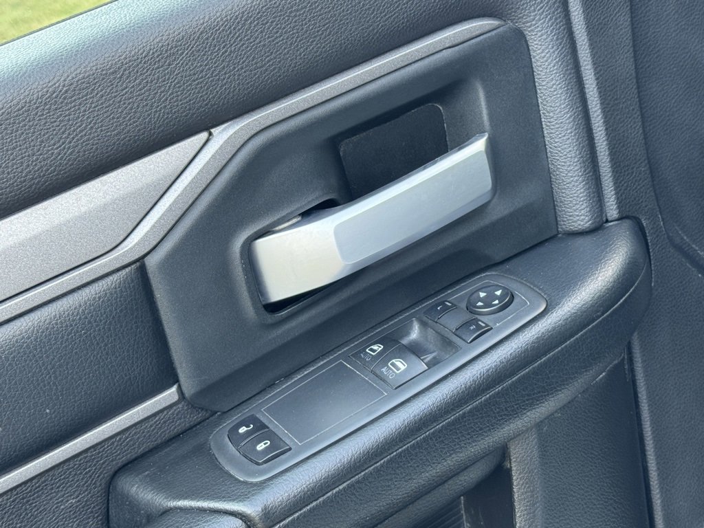 Used 2019 RAM 3500 Tradesman image 25