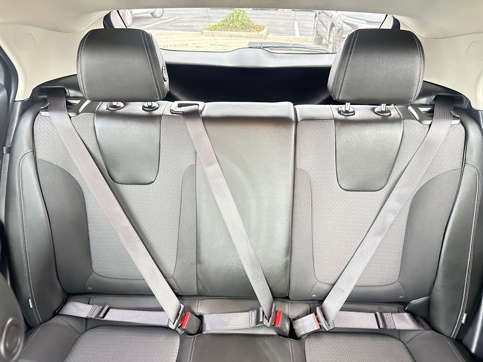 Used 2025 Buick Encore GX Preferred image 38