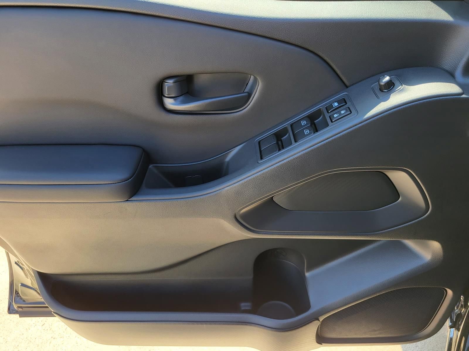 New 2026 Nissan Frontier SV image 17