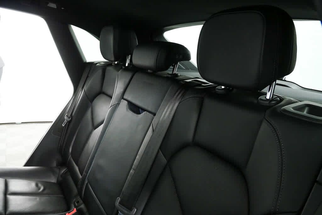 Used 2015 Porsche Macan S AWD/4WD image 20