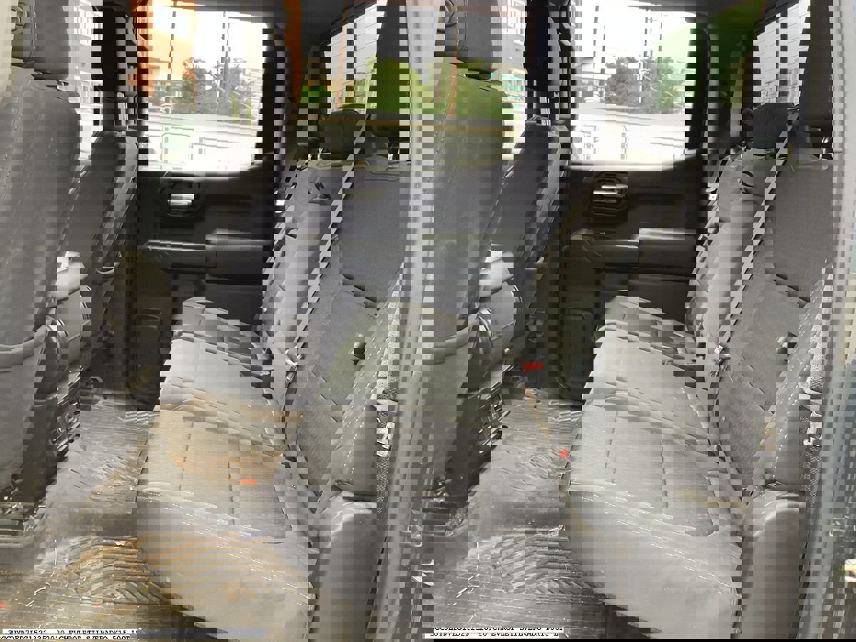 Used 2020 Chevrolet Silverado 1500 LT w/ Texas Edition AWD/4WD image 10